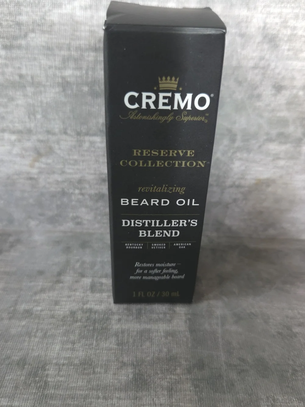 Cremo Reserve Collection Distiller's Blend Revitalizing Beard Oil - Black